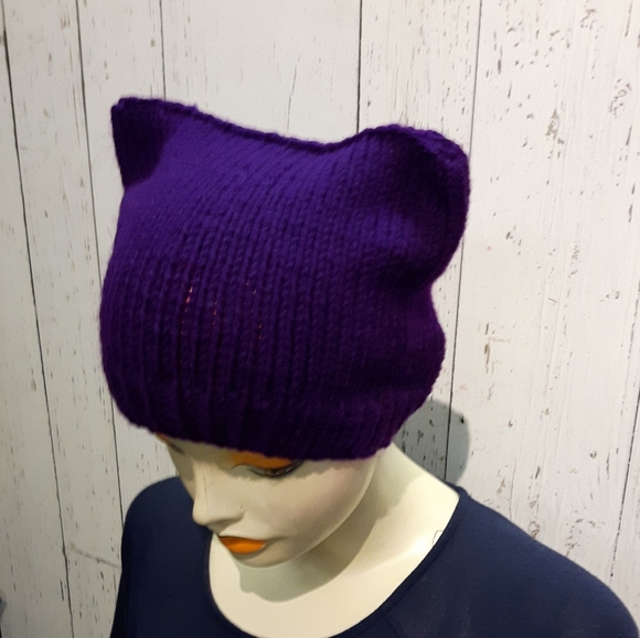 ⭐2/35$⭐Handknit cat hat purple